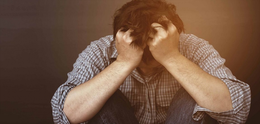 Mutsuz ve Karanlık Ruh Halinin Nedeni: Depresyon