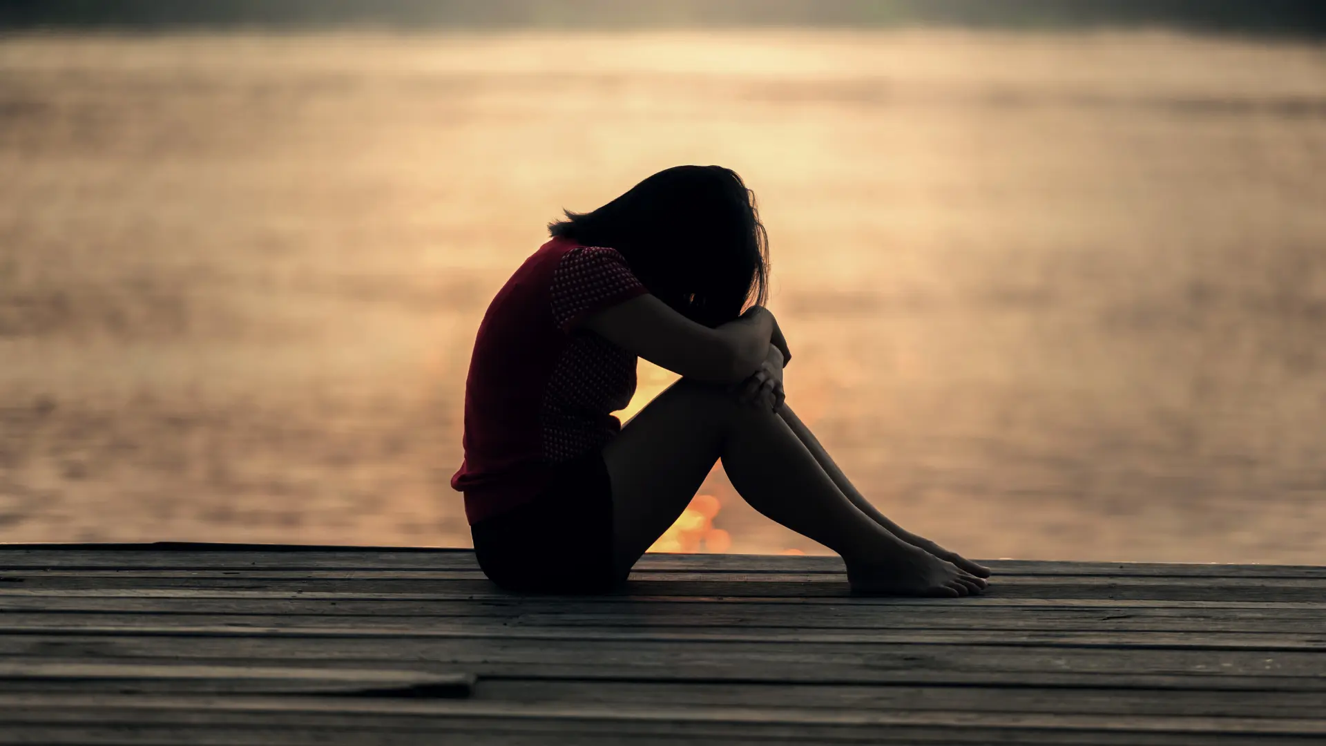 Üzüntü mü Depresyon mu? Nasıl ayırt etmeli?